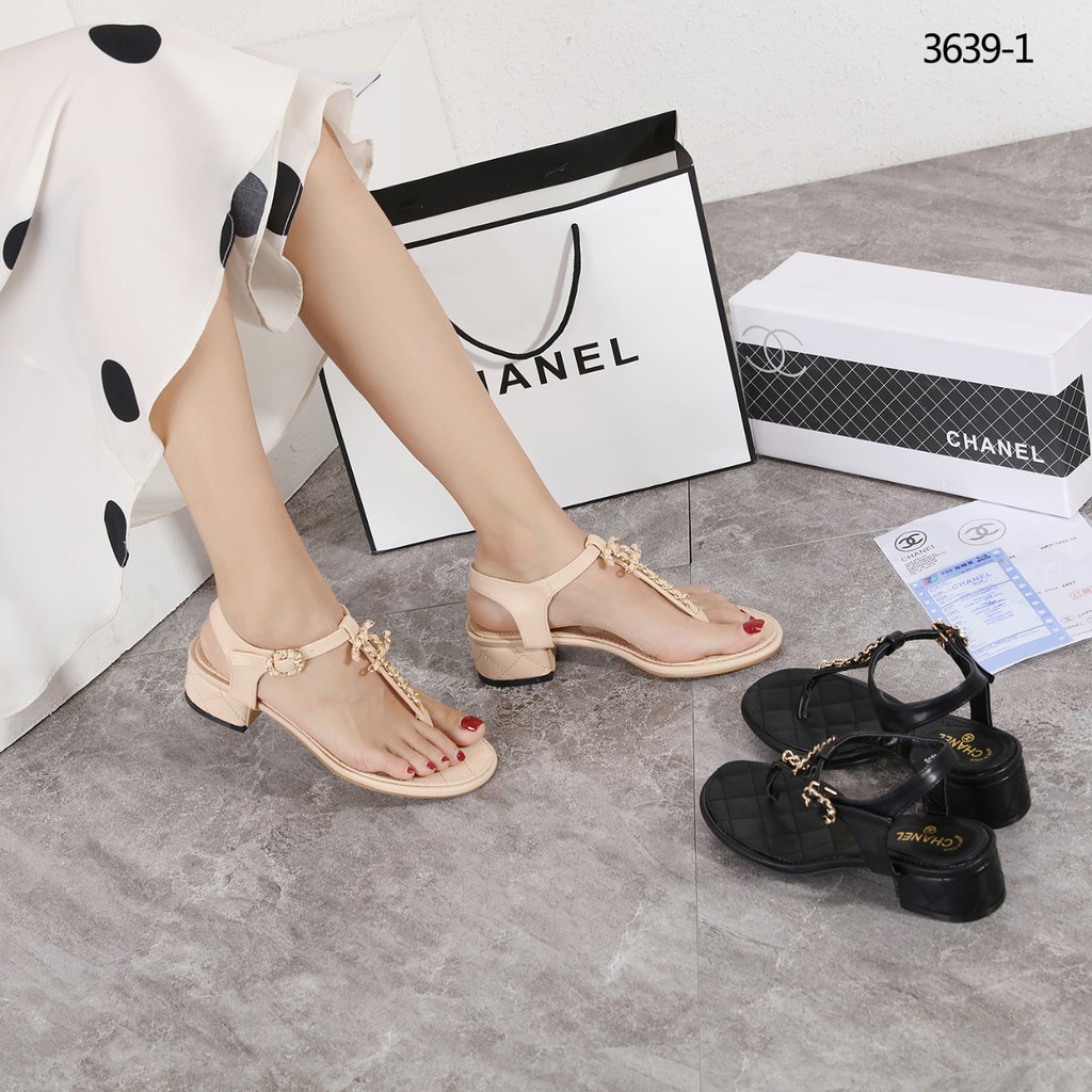 New Arrivall ! New Item ! Chain Plain Leather Block Heels Elegan Style Sandals Wanita 3639-1