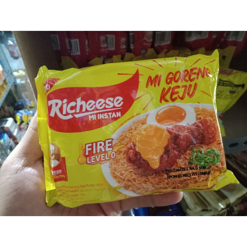 

Mie Richeese Mie Goreng Keju 5Pcs