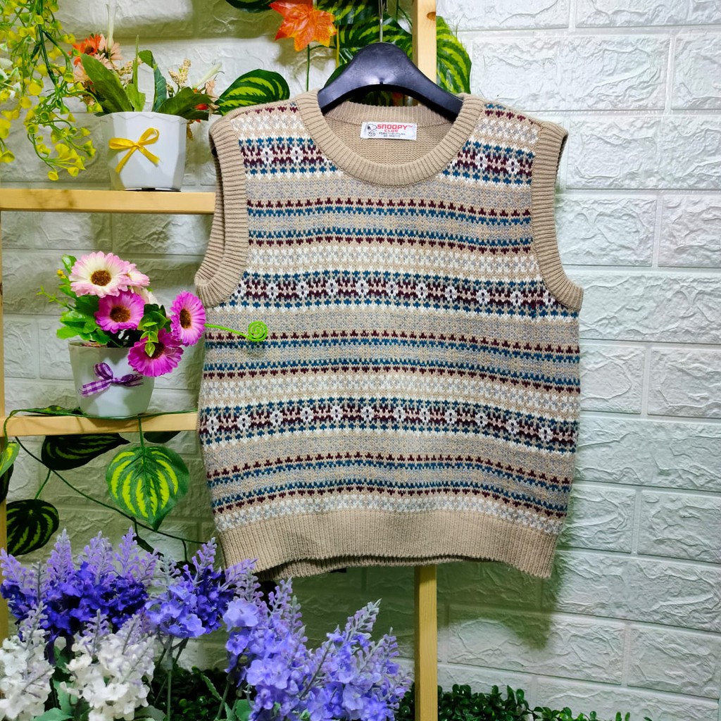 Vest Anak Rajut  (prelove & thrift)