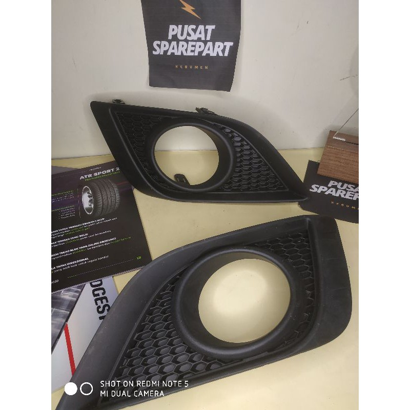 COVER FOGLAMP NISSAN LIVINA 2013 SET