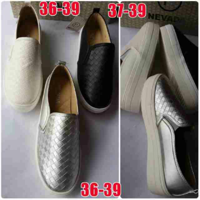 sepatu Nevada slip on