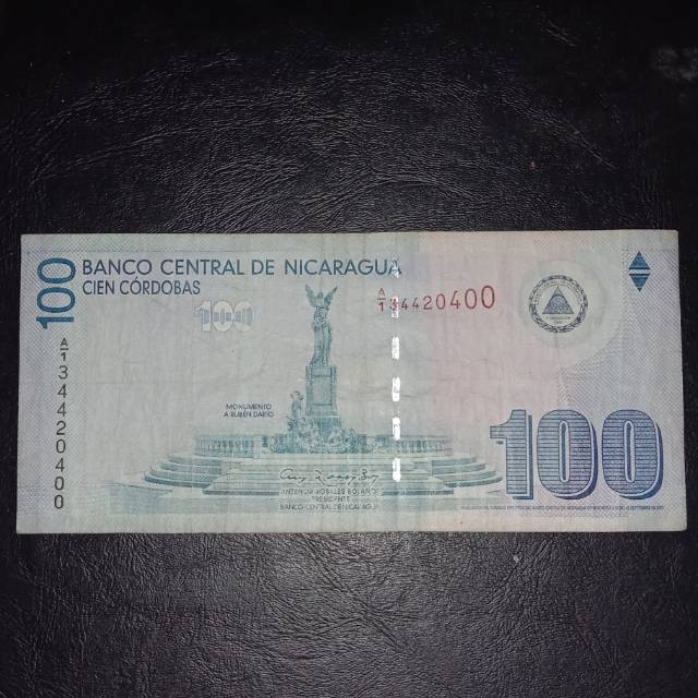 

Uang kertas Nicaragua 100 Cordobas