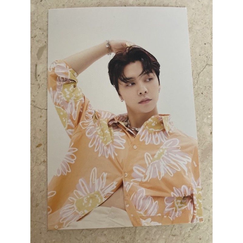 Johnny Postcard Resonance International Us version NCT