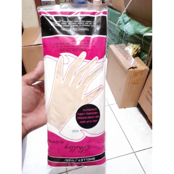 sarung tangan karet hitam/putih