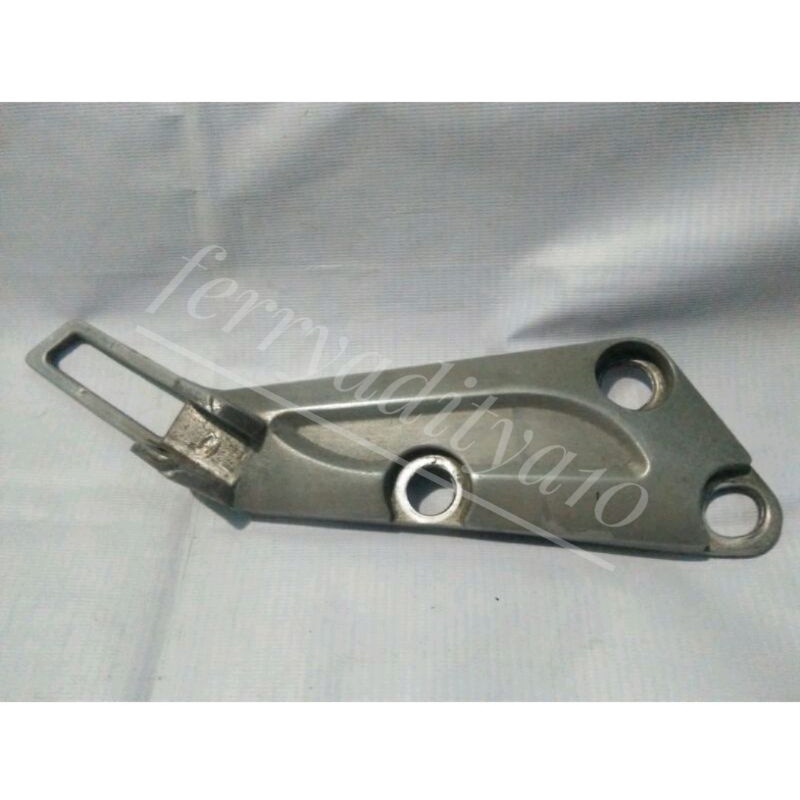 Footstep kanan supra x lama  supra fit lama original