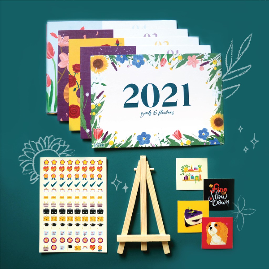 

Girls and Flowers 2021 Desk Calendar