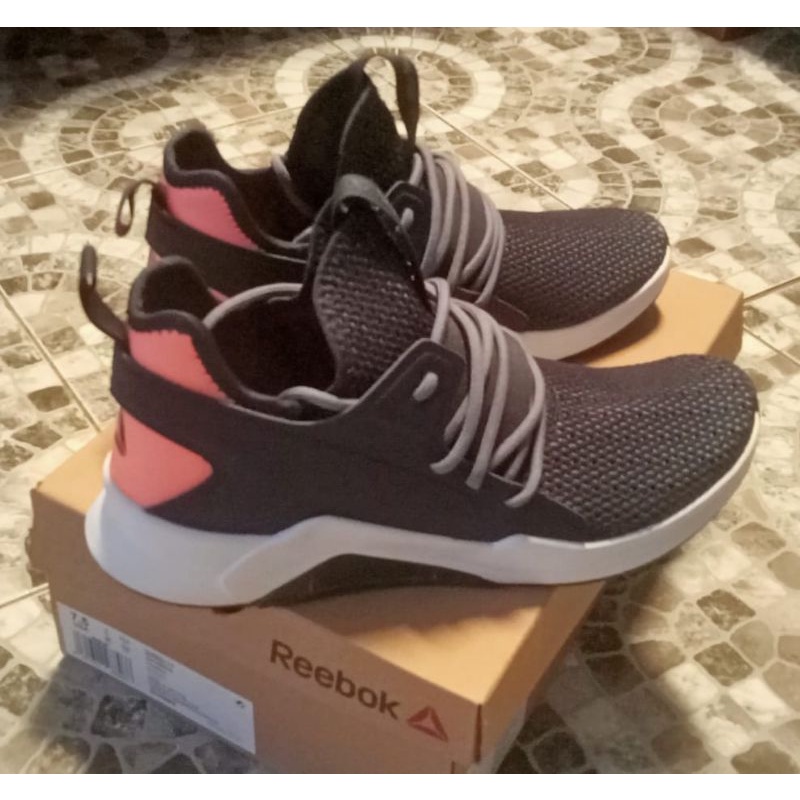 Reebok sepatu wanita original