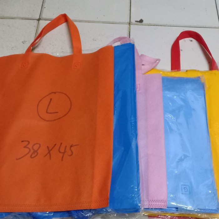 

tas tali / spunbond ukuran L 38x45x8 - Merah