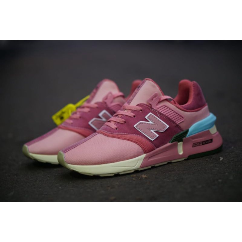 SEPATU SNEAKER KLASIK WANITA RAVEAL 997S SIZE 36-40