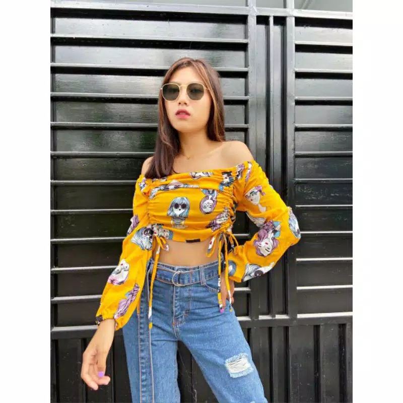 Crop top wanita koronia motif boneka