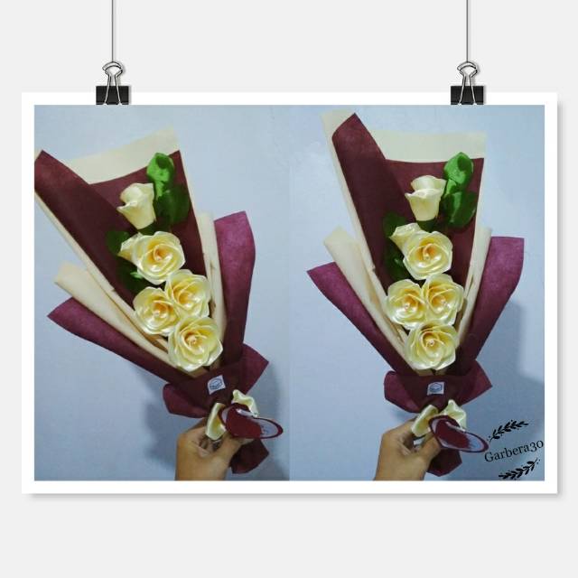 

Buket Bunga Mawar Wisuda / Wedding / Kado / Pita Satin GARBERA