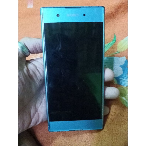 Sony XA 1 plus minus lcd