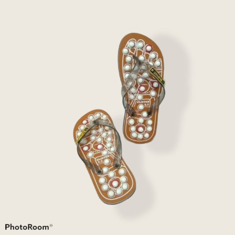 sandal refleksi glisten