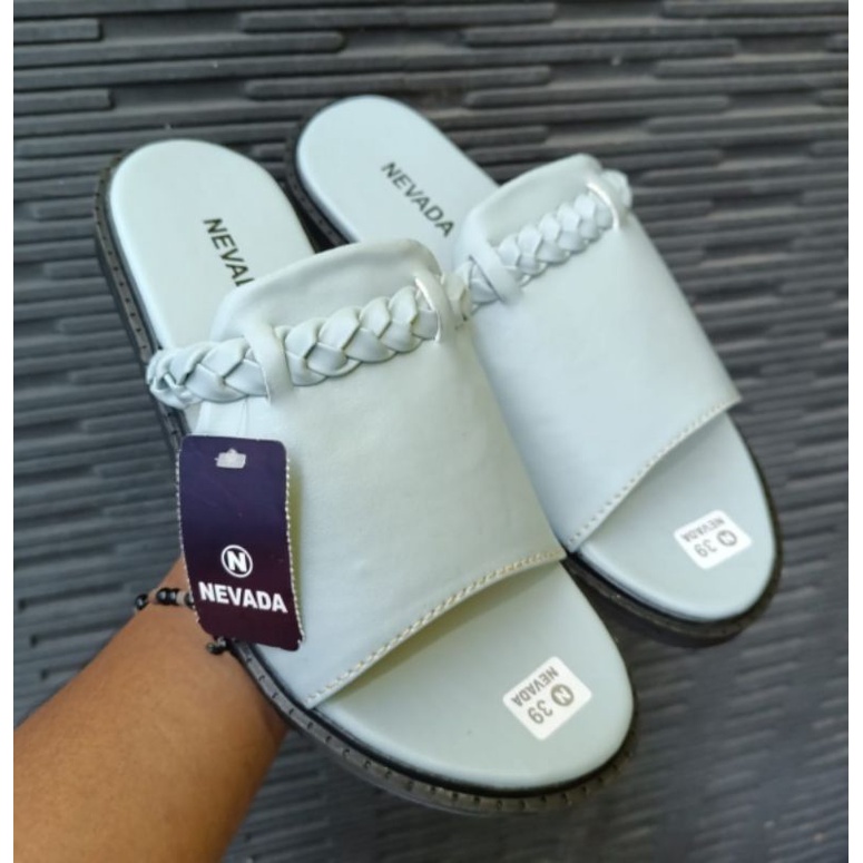 sandal wanita Nevada terbaru