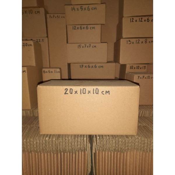 

Kardus 20x10x10 cm baru polos luar dalam