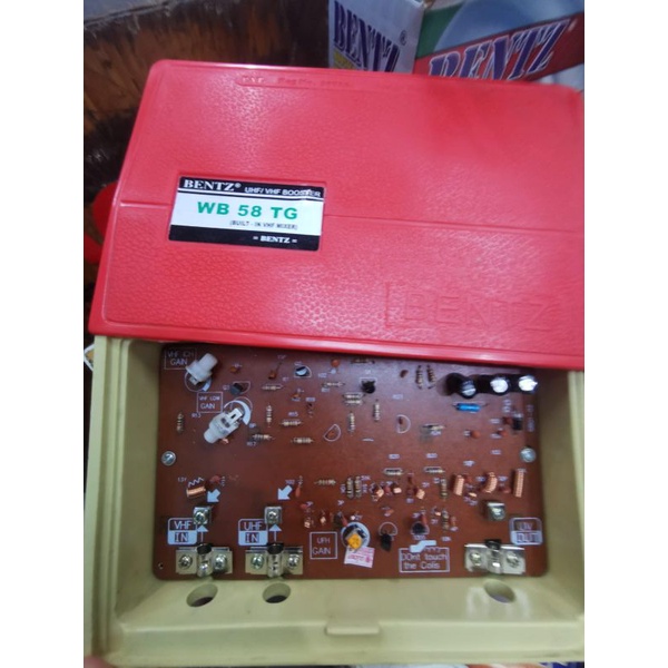 BOOSTER ANTENNA TV BENTZ WV 58 TG ATAS BAWAH Penguat Signal Antenna