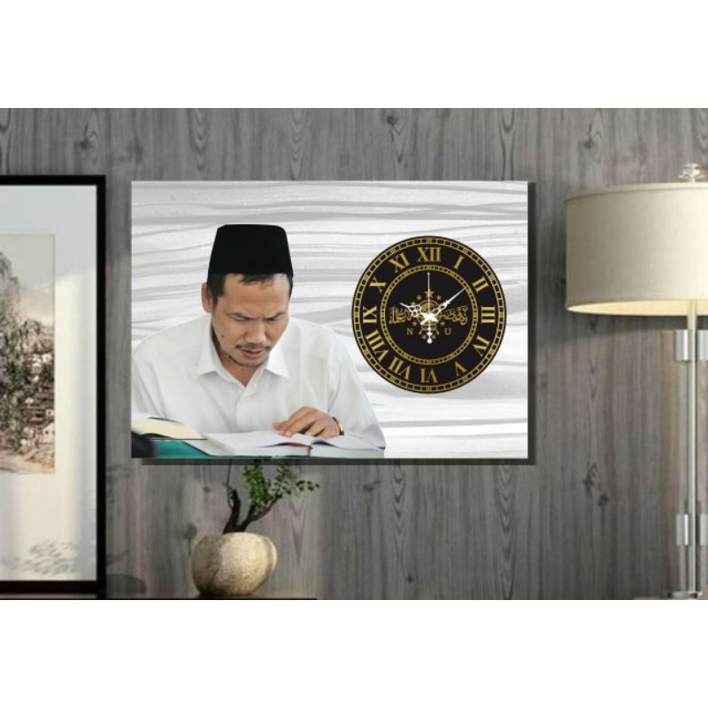 Jam Custom Foto Ulama NU Gus Baha