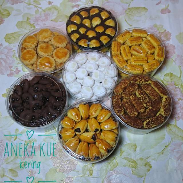 

Aneka kue kering