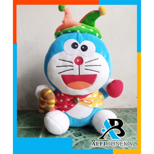 Boneka Doraemon Badut Lucu dan Gemesin