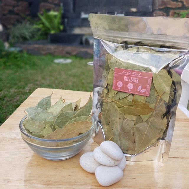 Bay leaves