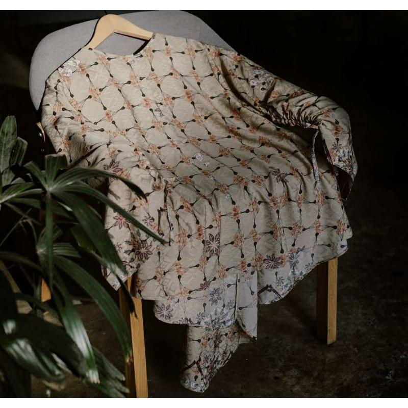 [PRELOVED] ria miranda top