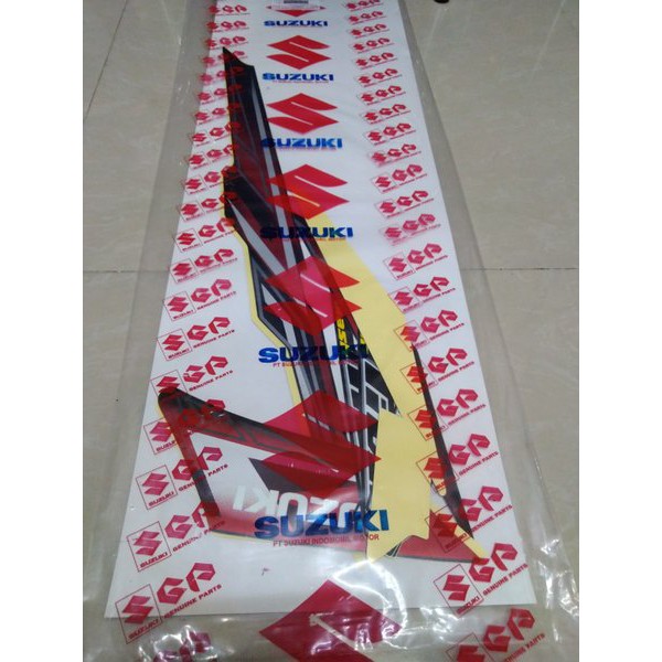 STIKER BODI STRIPING SMASH TITAN 2011 HITAM MERAH ORIGINAL