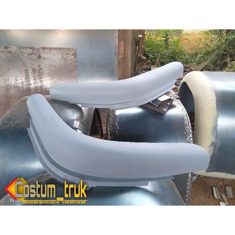 Slebor elf macan clurit