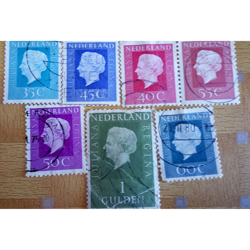 

7 Prangko Belanda Queen Juliana