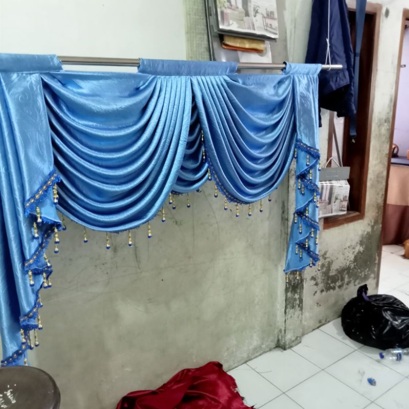 gorden poni gelombang spanyol ukuran lebar 150 cm warna biru gorden embos murah