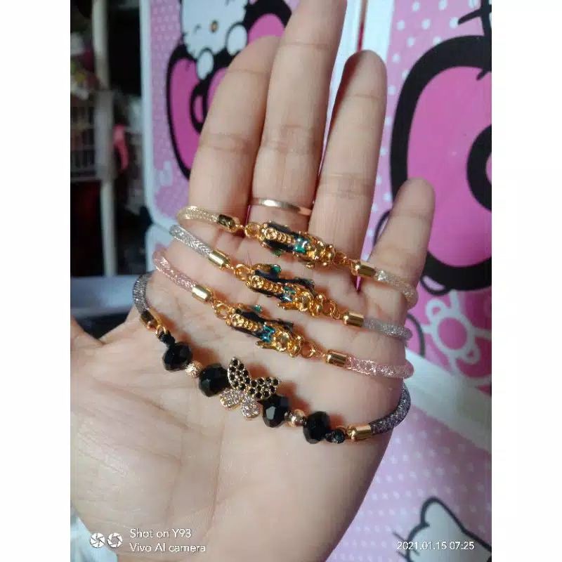 gelang kristal kupu