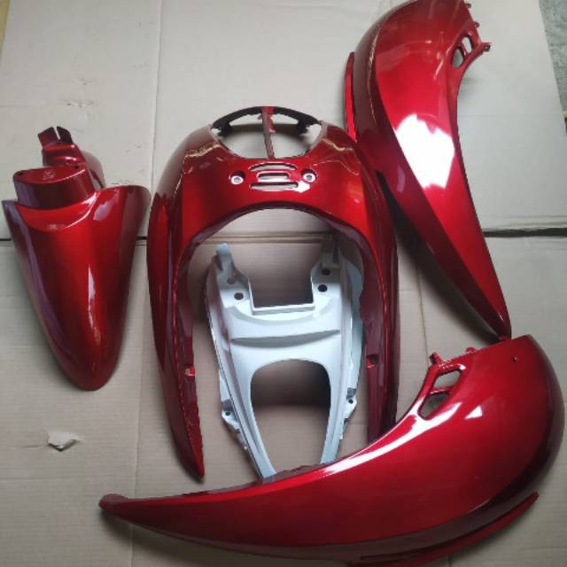 Body halus scoopy karbu/old, merah
