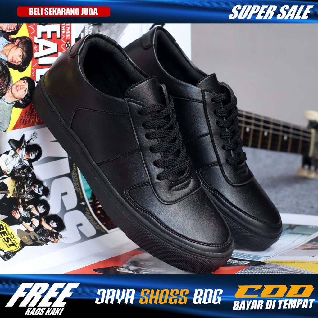 STRANGE|Sneakers Casual Pria Original Distro Simple Trendy Kekinian Main Gaya Laki Laki Sepatu Kerja Kantor Hitam