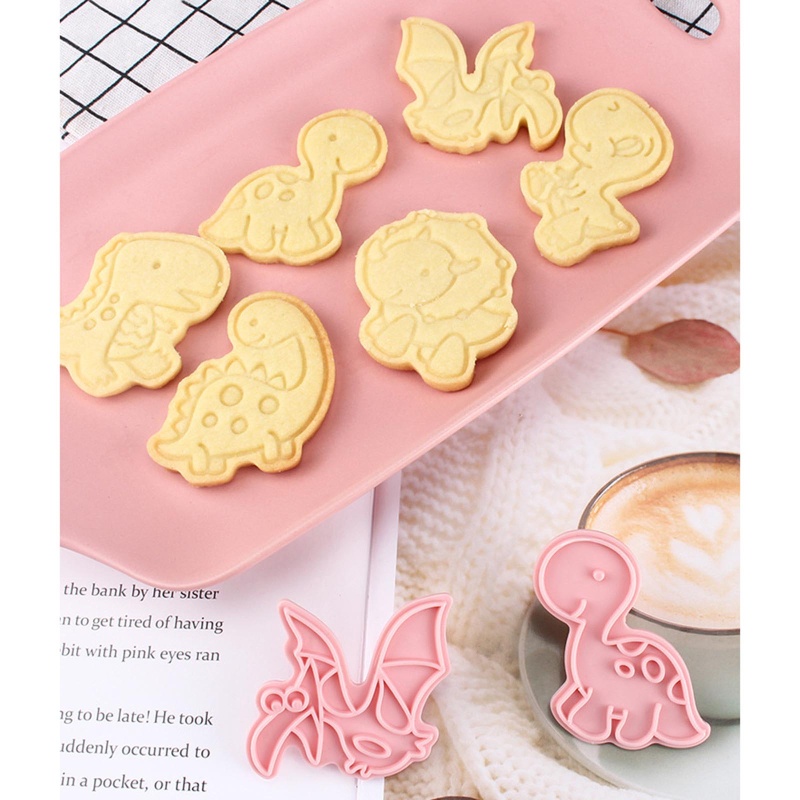 Kiss 12pcs / Set Cetakan Pemotong Kue / Biskuit Bentuk Dinosaurus Bahan Plastik