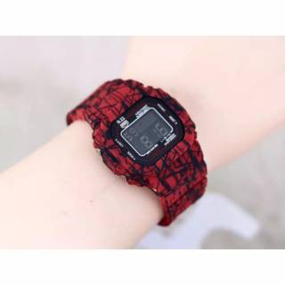 COD bayar di tempat Jam Tangan Pria/Wanita Kasual Sporty Segi Digital Strap Rubber Loreng S27