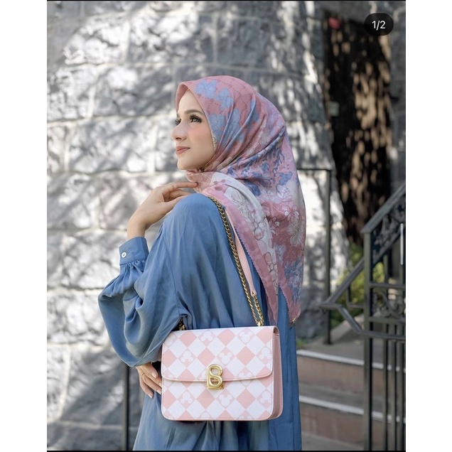 buttonscarves x disney