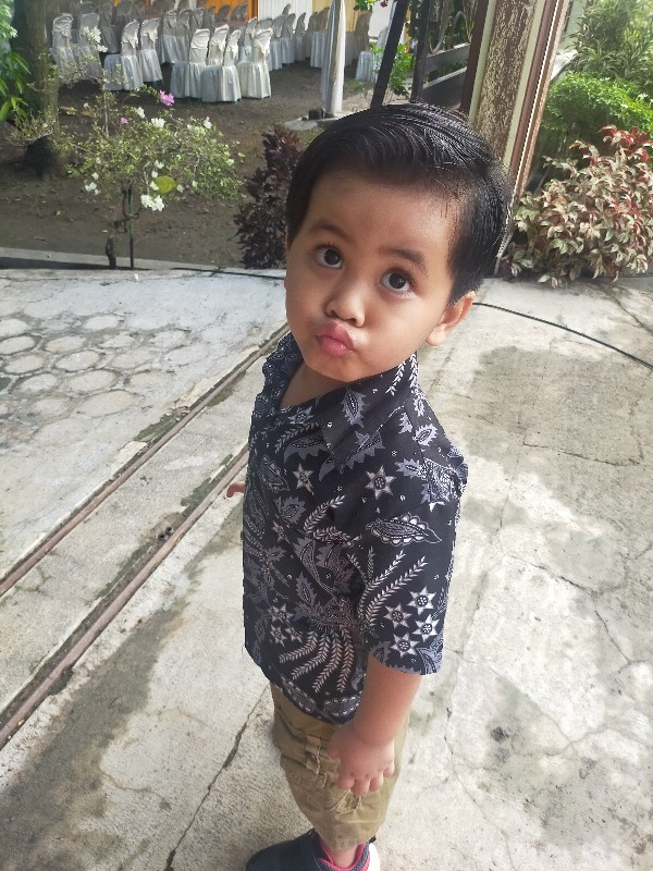 Kemeja Batik Anak Cowok Terbaru