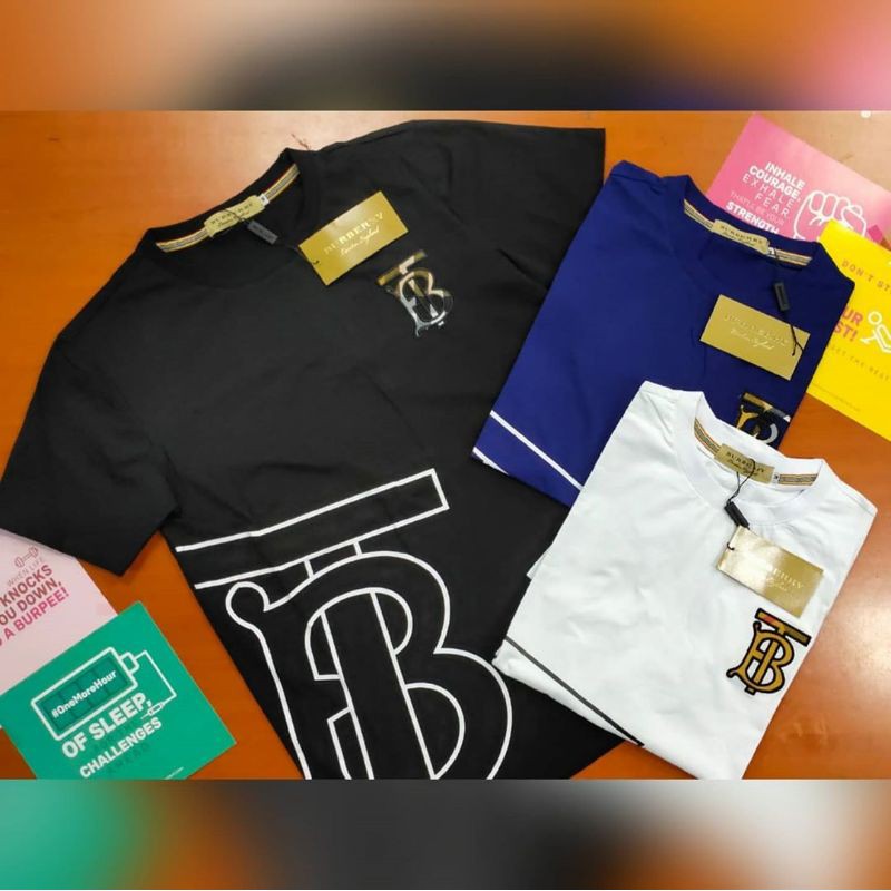 

TSHIRT BURBERRYY X BLUE X WHITE X BLACK X NEW X