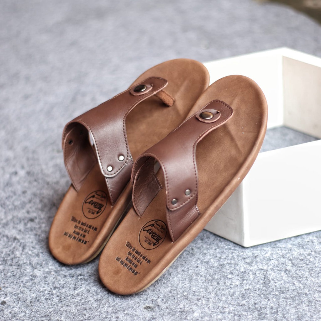 CLOVE|Sandal Kulit Pria Santai Kekinian Traveling Cowok Hitam Coklat Murah Asli Original