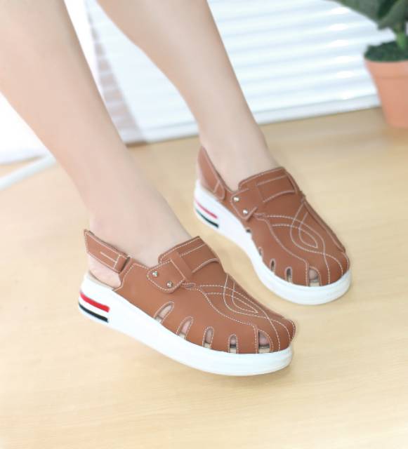 Sendal Wedges Sepatu Wedges Mulan 2013