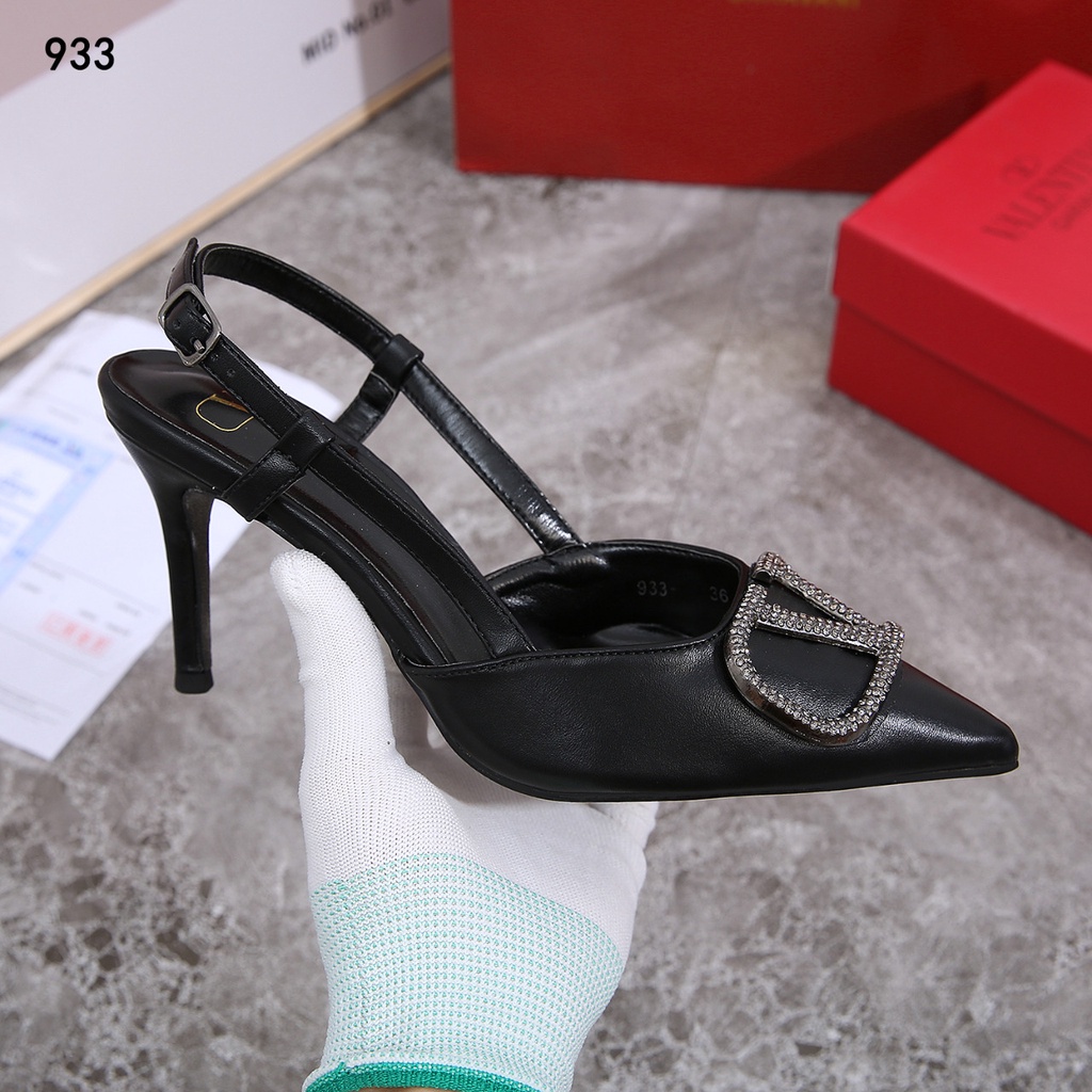 V Heels 933