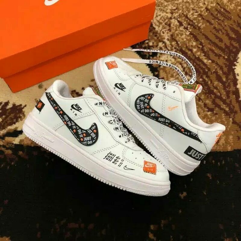 air force 1 utility white on feet