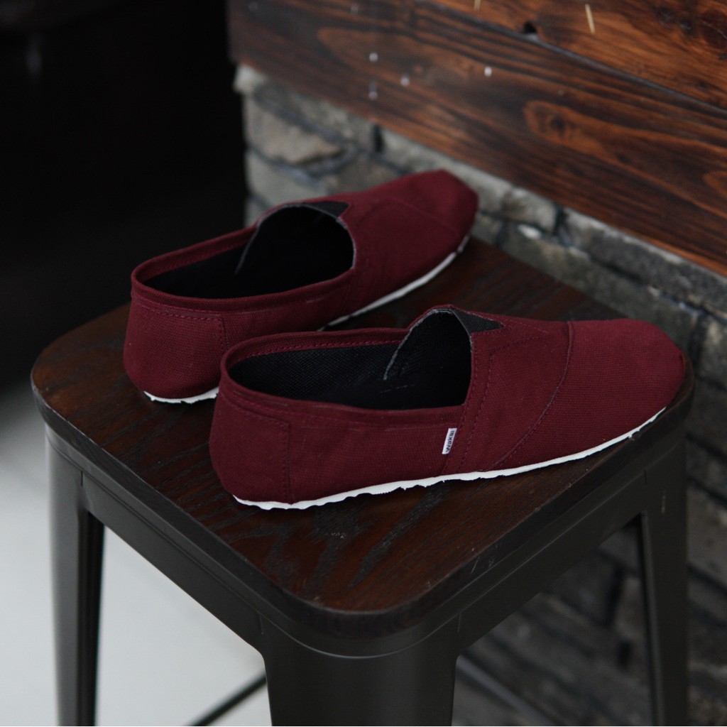 BEST SELLER !!! SEPATU PRIA SLIP ON WAKAI SEPATU SLOP CASUAL SUEDE SEPATU SANTAI PALING MURAH [COD] !!!