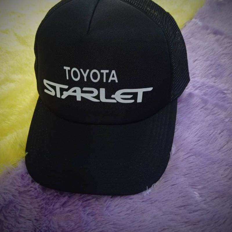Topi otomotif