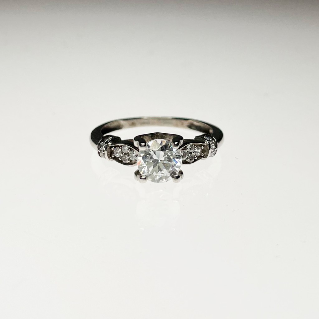 Cincin Emas Putih 375 berat 2,1 gram