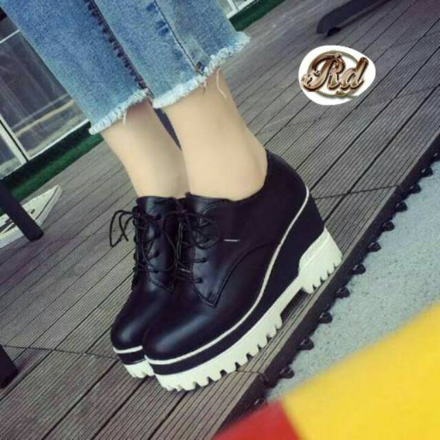 Sepatu heels boots kulit tali wanita cewek cewe murah import branded
