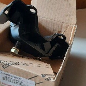 Mounting transmisi avanza xenia