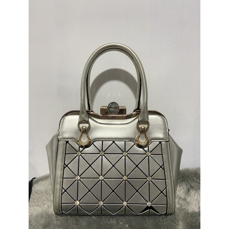 tas pesta diamond