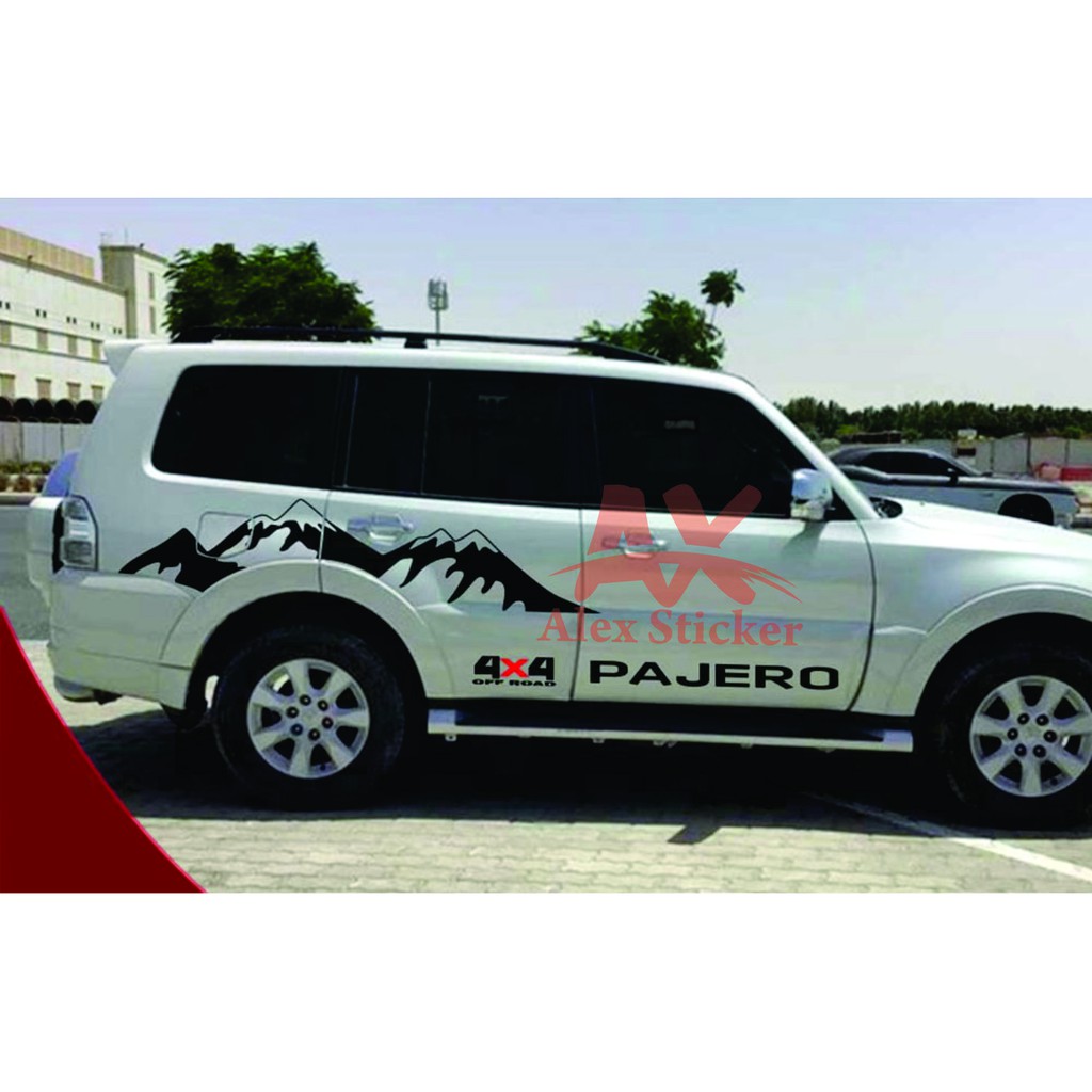 STIKER STICKER MITSUBISHI PAJERO FORTUNER EXPANDER CUTTING STIKER UNIVERSAL