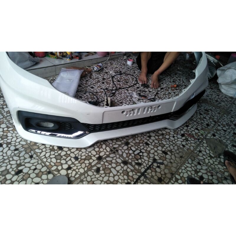 bemper depan honda mobilio rs plus ram dan coverfocklamp 2015 sampai 2020 RS