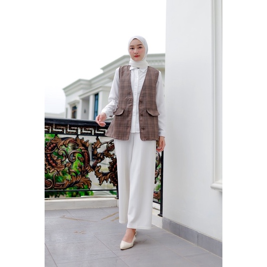 COZY BASIC (Kemeja Ld 106, Vest Ld 96 bisa dilepas pasang)